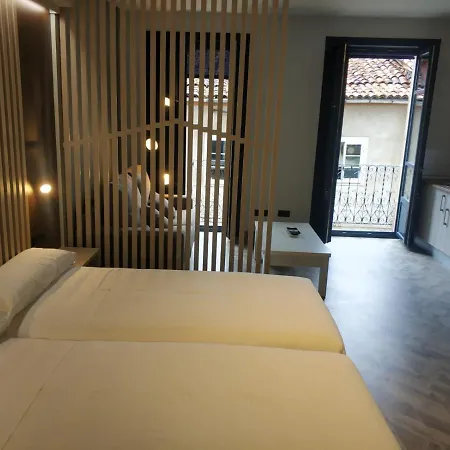 Turisticos Y Vella Apartment *