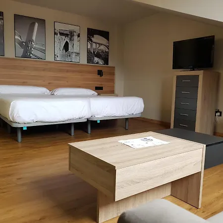 Turisticos Y Vella By Bossh!