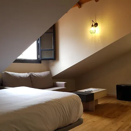 Apartmán Turisticos Y Vella By Bossh! *
